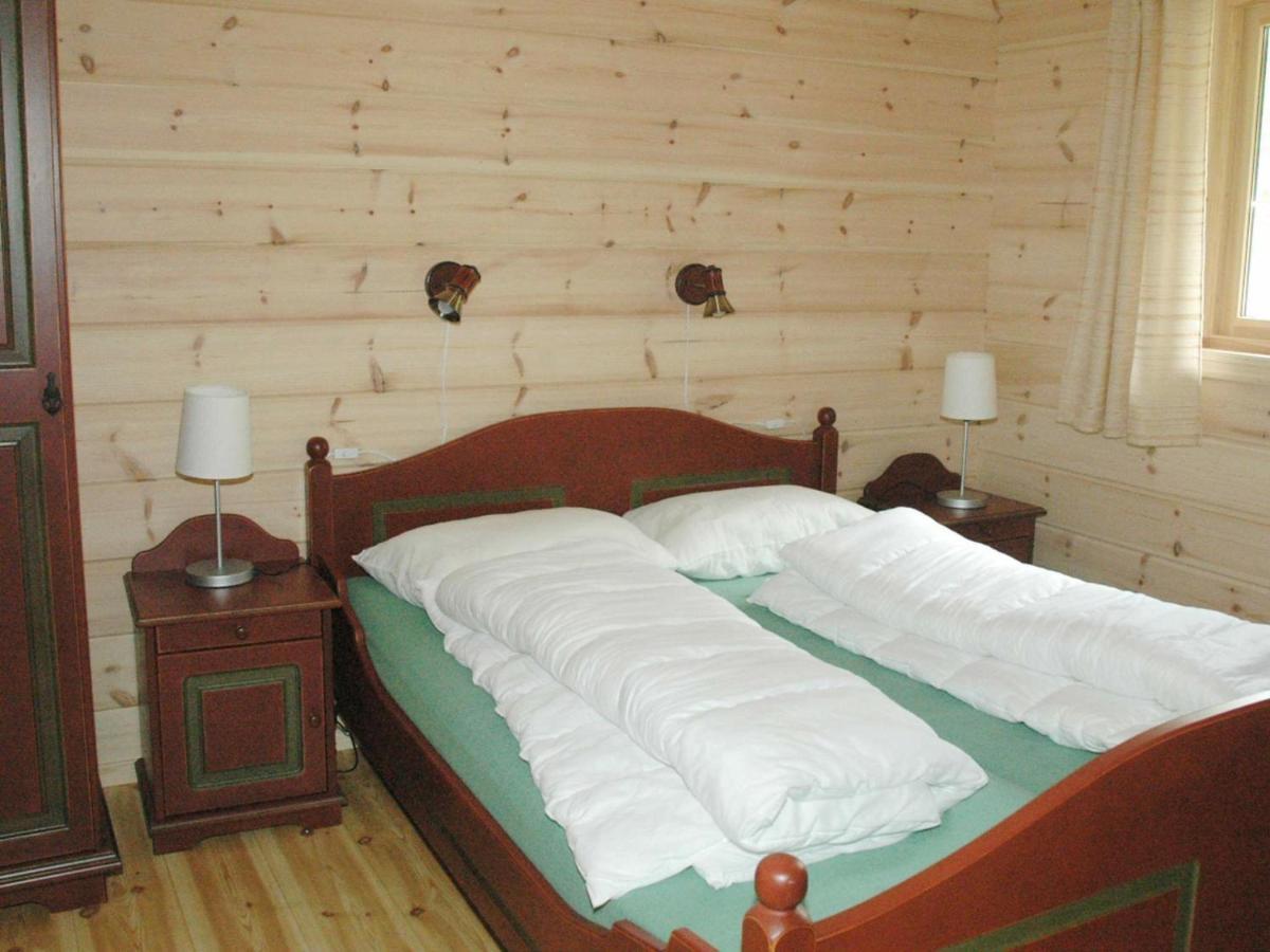 Two-Bedroom Holiday home in Olden 3 Kamer foto
