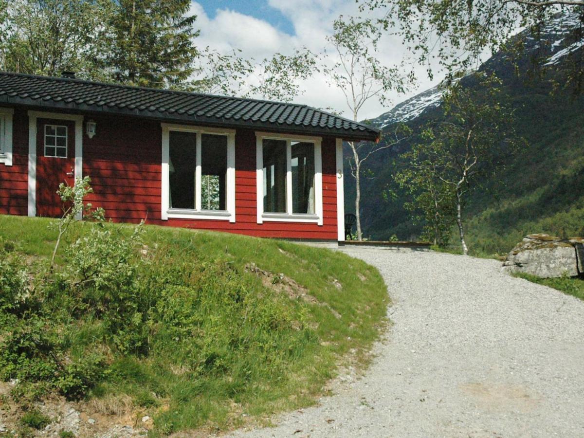 Two-Bedroom Holiday home in Olden 3 Kamer foto