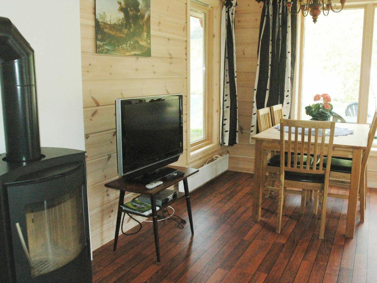 Two-Bedroom Holiday home in Olden 3 Buitenkant foto