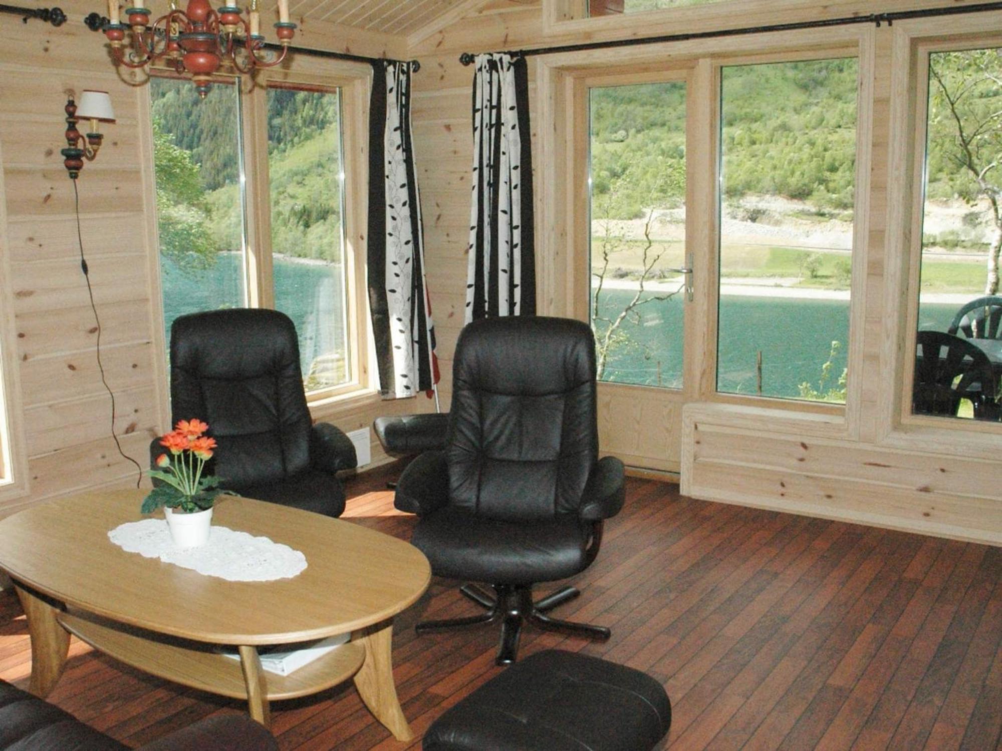 Two-Bedroom Holiday home in Olden 3 Buitenkant foto